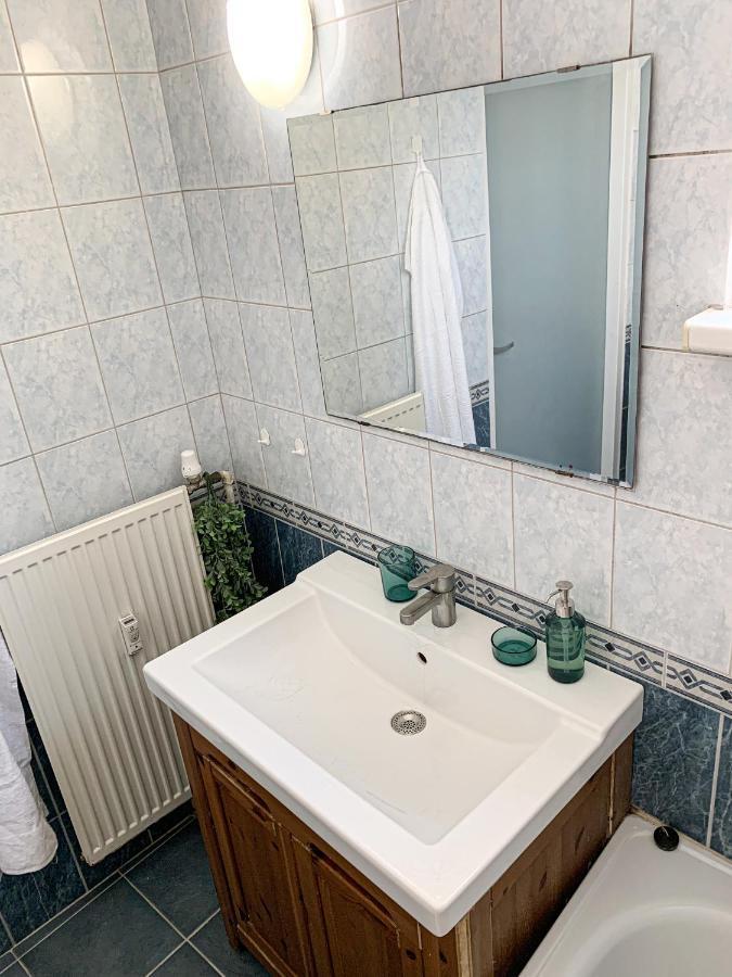 Cozy Downtown City Living Bratislava Exteriör bild